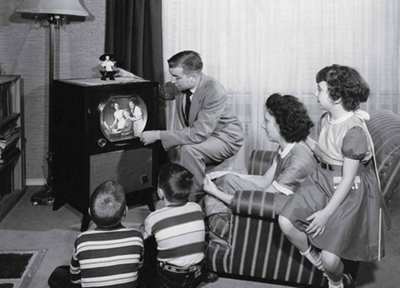 La televisión, el “más grande invento de los tiempos modernos”, abrió un vasto horizonte de posibilidades para la comunicación