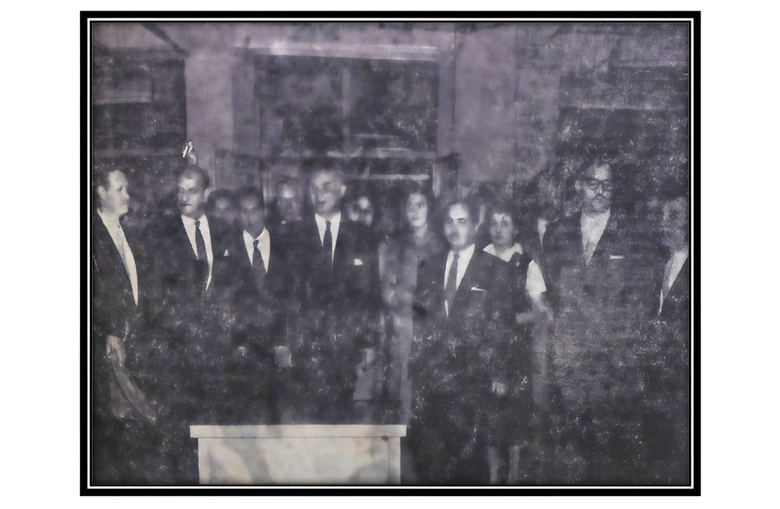 El Ing. Walter C. Buchanan inauguró la nueva Central de Telecomunicaciones junto con funcionarios y empleados de Telecomunicaciones. El Universal 29 de noviembre de 1958.