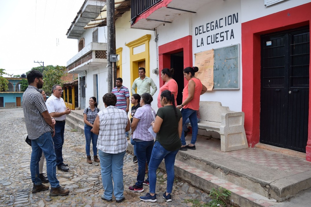 En La Cuesta, la antena de Internet satelital se instaló en la Delegación de esta comunidad y está al servicio de todos sus habitantes.