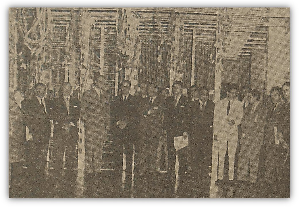 TELECOMUNICACIONES 04.jpg El Ing. Walter C. Buchanan, secretario de Comunicaciones y Transportes, y el Ing. Hugo Beckman, director de Teléfonos de México, en la visita de inspección a una moderna central automática. El Universal miércoles 4 de marzo de 1959.