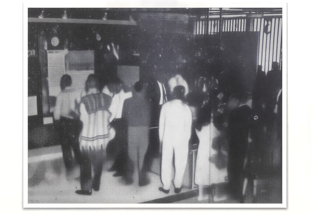 MEXICO ANTE 1.jpg Miles de visitantes de todas edades, admiraron el satélite “Explorador”, uno de los atractivos principales de la Exposición de las Industrias Electrónica y Eléctrica. Excélsior 8 de noviembre de 1958.