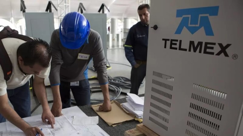 7 Los trabajadores de Telmex.jpg Los trabajadores de Telmex daban el máximo esfuerzo en sus labores cotidianas. https://circulorojo.org/2023/01/11/telmex-da-marcha-atras-a-la-eliminacion-de-jubilacion-a-trabajadores-de-nuevo-ingreso/