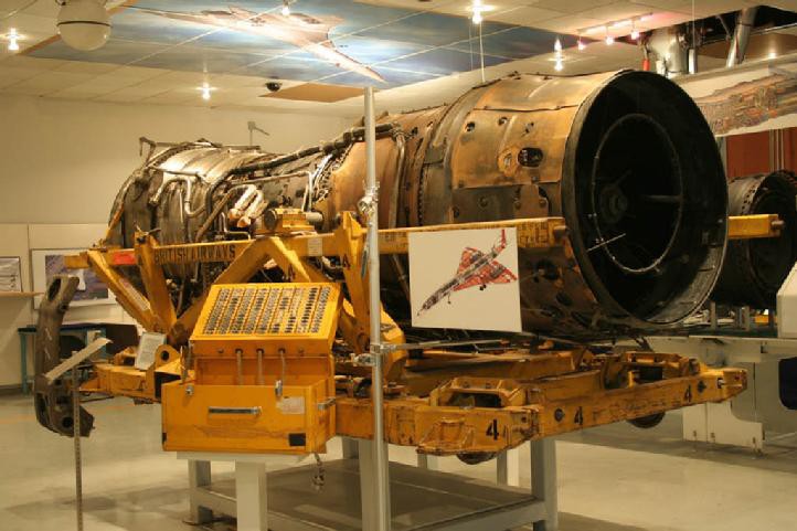 7 Traído de los talleres de la British Airways.jpg Traído de los talleres de la British Airways se exhibe este motor del avión supersónico en el Museo del Concorde en Ciudad Juárez, México. https://upload.wikimedia.org/wikipedia/commons/9/92/Engine_593.jpg
