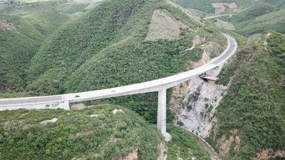 El sureste mexicano cuenta con más vías de comunicación para descubrir sus tesoros culturales y acercar más a sus pobladores.