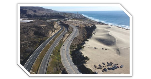 9 Panorámica de la autopista Tijuana-Ensenada .jpg Panorámica de la autopista Tijuana-Ensenada que conectará con las poblaciones de Rosarito, Tecate y Valles. https://www.lapoliticaonline.com/mexico/bajacalifornia-mx/obras-en-la-carretera-escenica-quedaran-listas-a-finales-de-este-ano/