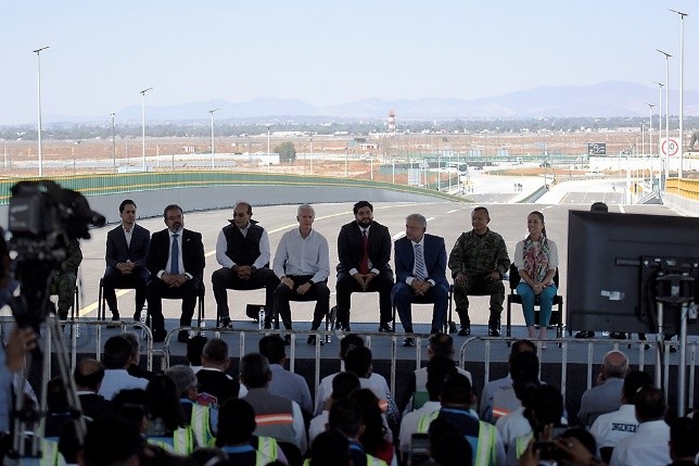 La estrecha coordinación entre las autoridades de los tres órganos de gobierno hizo posible la construcción de esta obra. SICT.