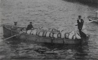 Conducción de la correspondencia en bultos rumbo al muelle.jpg