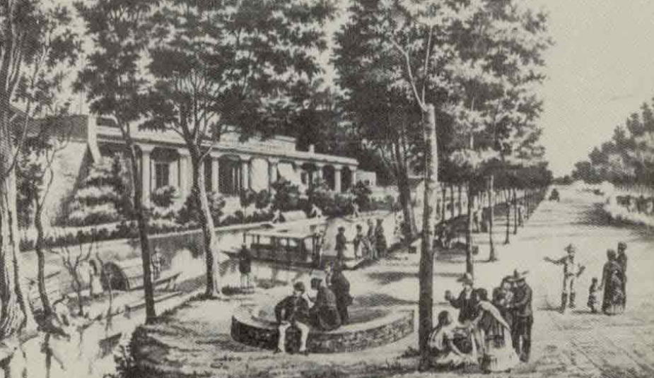 Al ser creada en 1891 la SCOP absorbió la responsabilidad de las obras.png Al ser creada en 1891, la SCOP absorbió la responsabilidad de las obras, cuidado y conservación de los ríos y canales de la Ciudad de México. El Canal de La Viga fue uno de los lugares más visitados por mexicanos y extranjeros hasta el siglo XX. Foto recuperada: Semblanza marítima del México Independiente y Revolucionario.