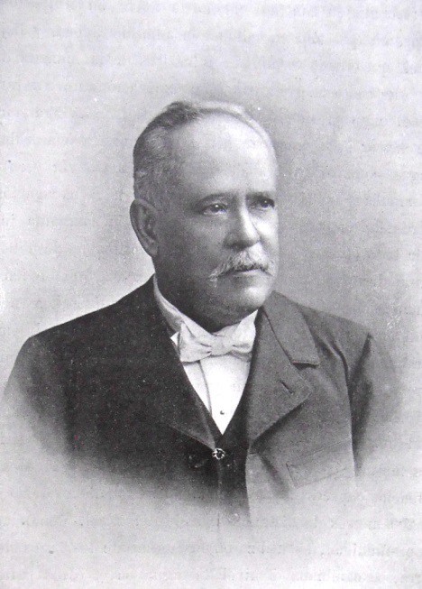 Luis Espinosa.jpg Ing. Luis Espinosa, autor del Desagüe del Valle de México. Fotografía recuperada del libro México su evolución social: síntesis de la historia política, de la organización administrativa… México, 1902.