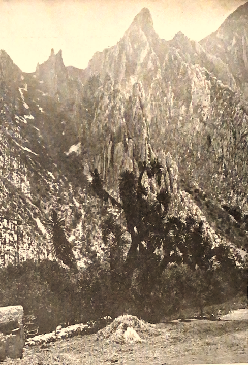 Cañón de Santa Catarina.jpg Cañón de Santa Catarina, a un lado de la carretera Matamoros-Mazatlán. Libro: Los Caminos de México. SCOP.