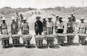 Con la creación de la Comisión Nacional de Caminos en 1925.jpg