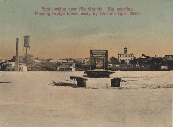 Puente 1 de Nuevo Laredo.jpg