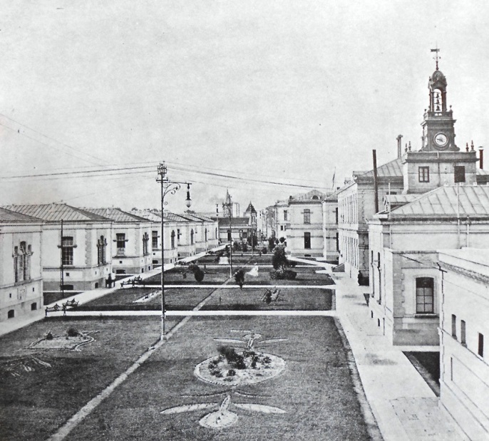 Pabellones del Hospital.jpg