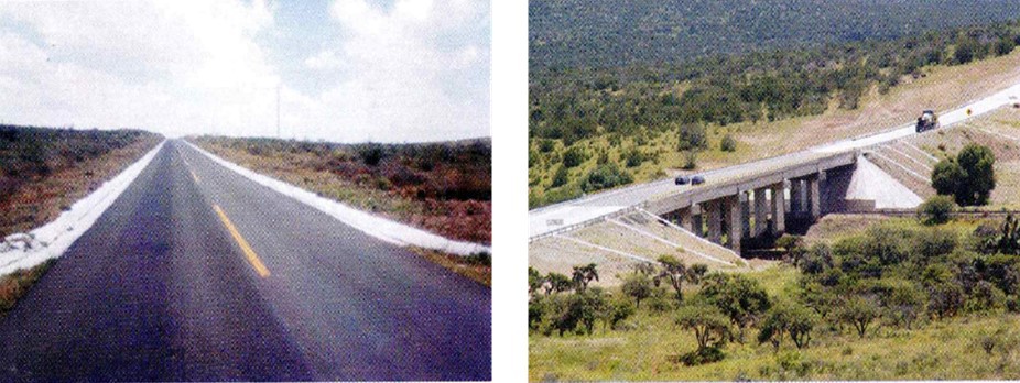 32 La carretera Fresnillo-Jerez.jpg La carretera Fresnillo-Jerez con 59.7 km de longitud es un tramo de la carretera troncal Querétaro-Ciudad Juárez. La carretera Osiris-Cuauhtémoc-Aguascalientes se integra también a la troncal Querétaro-Ciudad Juárez. Libro: XXX Aniversario de los Centros SCT. SCT.