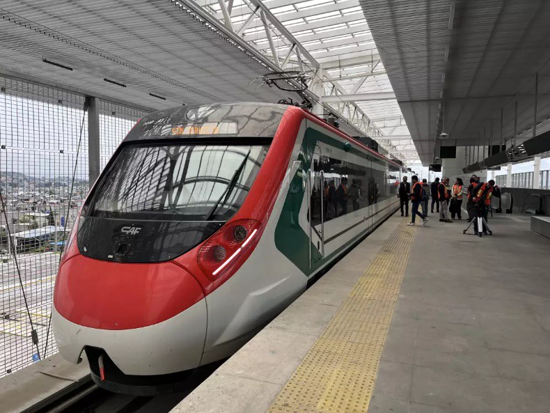El Tren Interurbano México-Toluca “El Insurgente” inicia su recorrido por cuatro municipios del Estado de México.