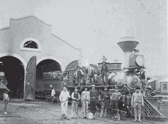 Los ferrocarrileros decidieron organizarse.jpg Los ferrocarrileros decidieron organizarse de forma más efectiva para luchar por sus derechos, que no incluían solo mejoras salariales y de horarios, sino su reconocimiento como una fuerza laboral y gremial con presencia en todo el país.