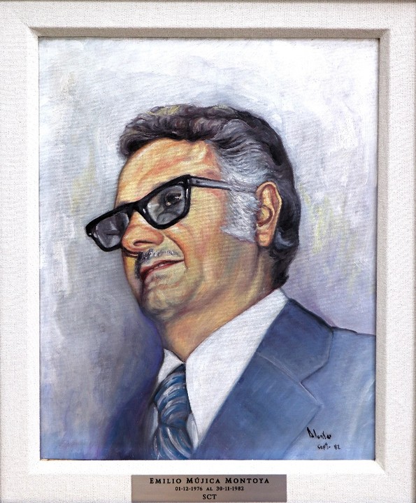 Lic Emilio Mujica.jpg