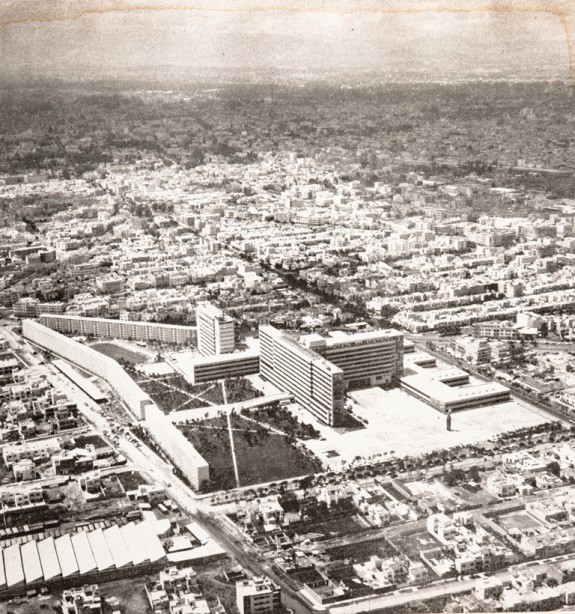 Vista panorámica del Centro SCOP.jpg Vista panorámica del Centro SCOP ubicado en la colonia Narvarte. Memorias SCT 1953-1954.