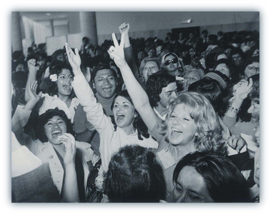 DIA INT MUJER 05 azl.jpg