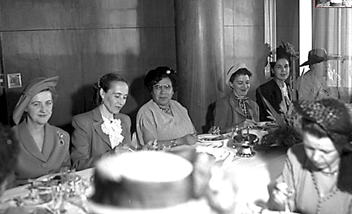 4 Activa en las organizaciones feministas.jpg Activa en las organizaciones feministas que exigían una mayor participación política de las mujeres, Eulalia Guzmán impulsó un pensamiento progresista respecto al derecho al voto para las mexicanas. Imagen recuperada de: Mediateca INAH.