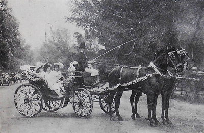 Canoas, carretas, carrozas, coches de alquiler y tranvías de mulitas solucionaron las necesidades de transporte de los capitalinos por casi cuatro siglos.