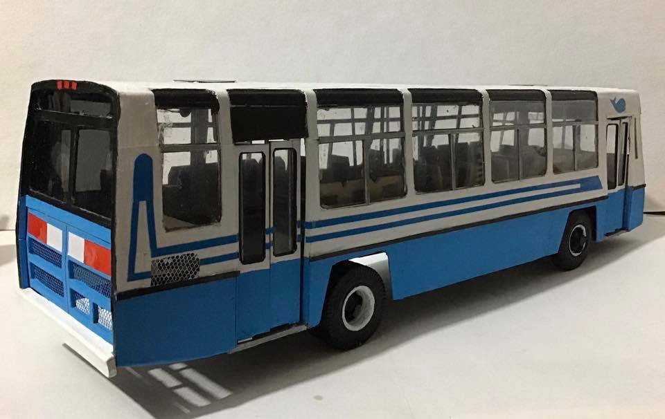 Réplica a escala del autobús ballena.jpg Réplica a escala del autobús “ballena”. https://www.facebook.com/327186550638339/posts/ballena/2857106080979694/