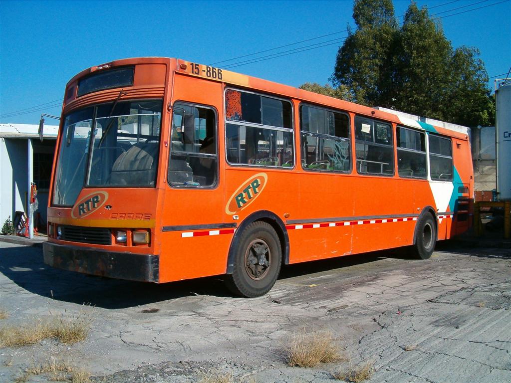 Primeros camiones de la RTP.jpg
