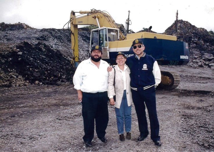 2 Blanca Ivonne de la Cruz.jpg Ing. Blanca Ivonne de la Cruz de tú a tú con los ingenieros en la construcción de caminos. SICT.